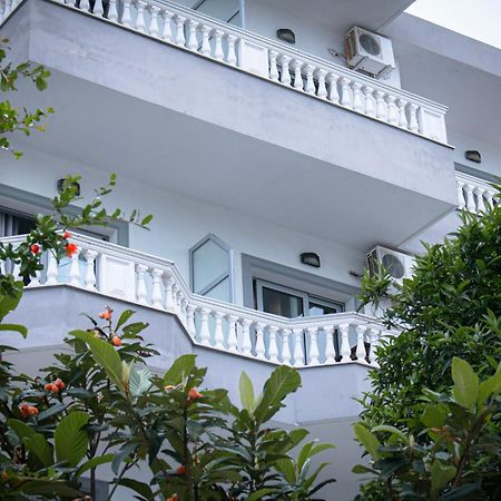 Hotel Fron Sarandë Exteriér fotografie