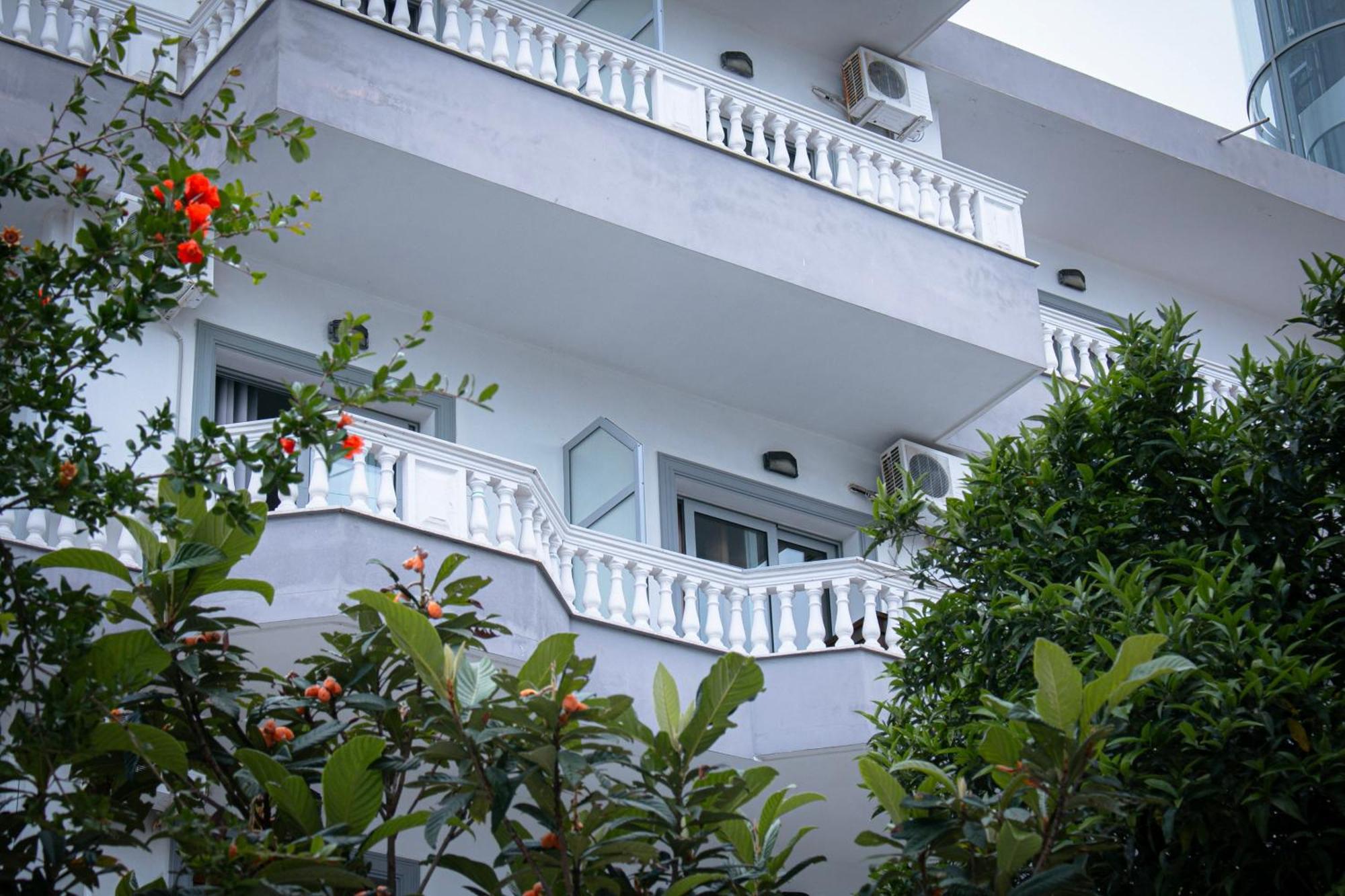 Hotel Fron Sarandë Exteriér fotografie