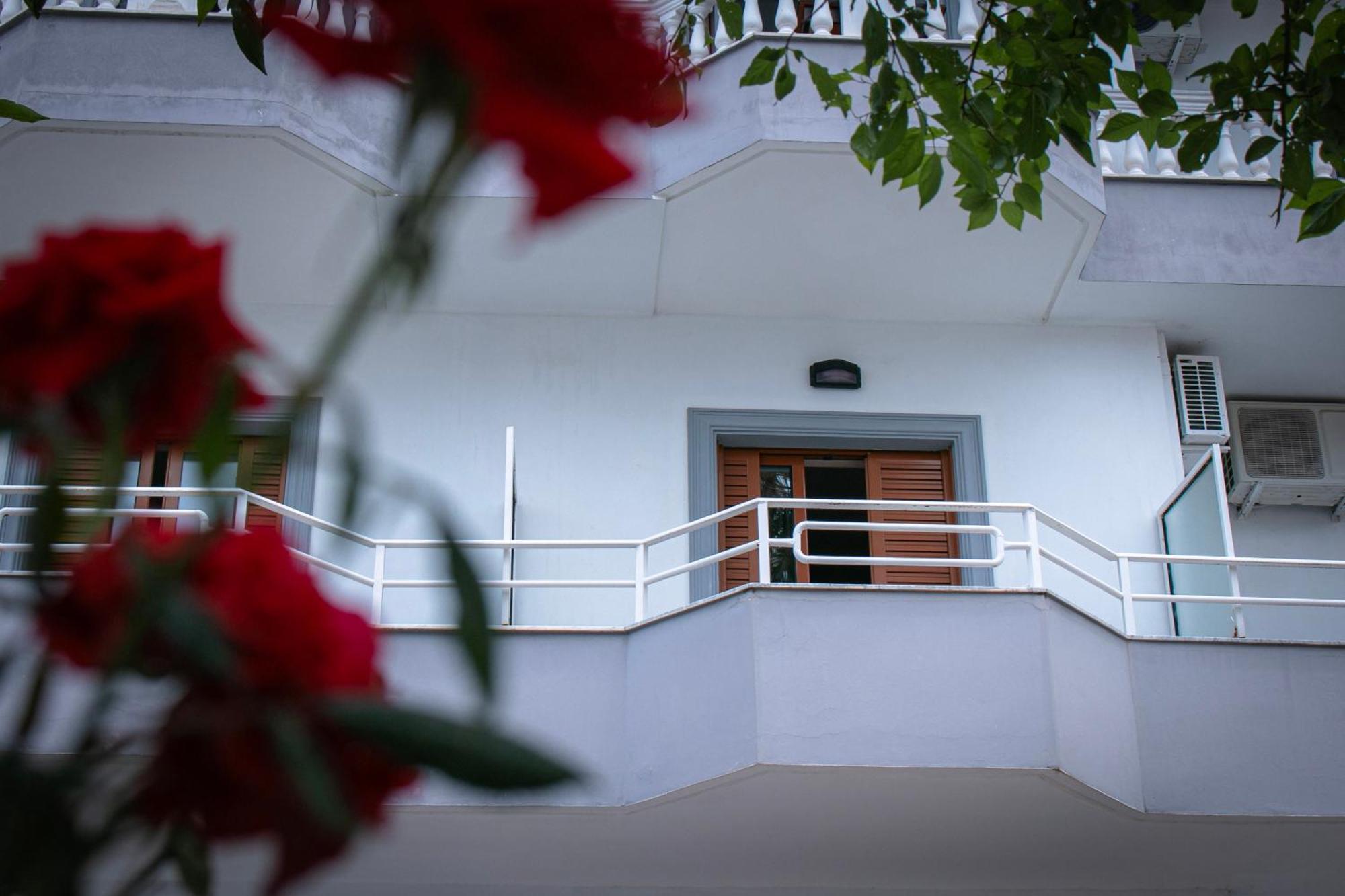 Hotel Fron Sarandë Exteriér fotografie