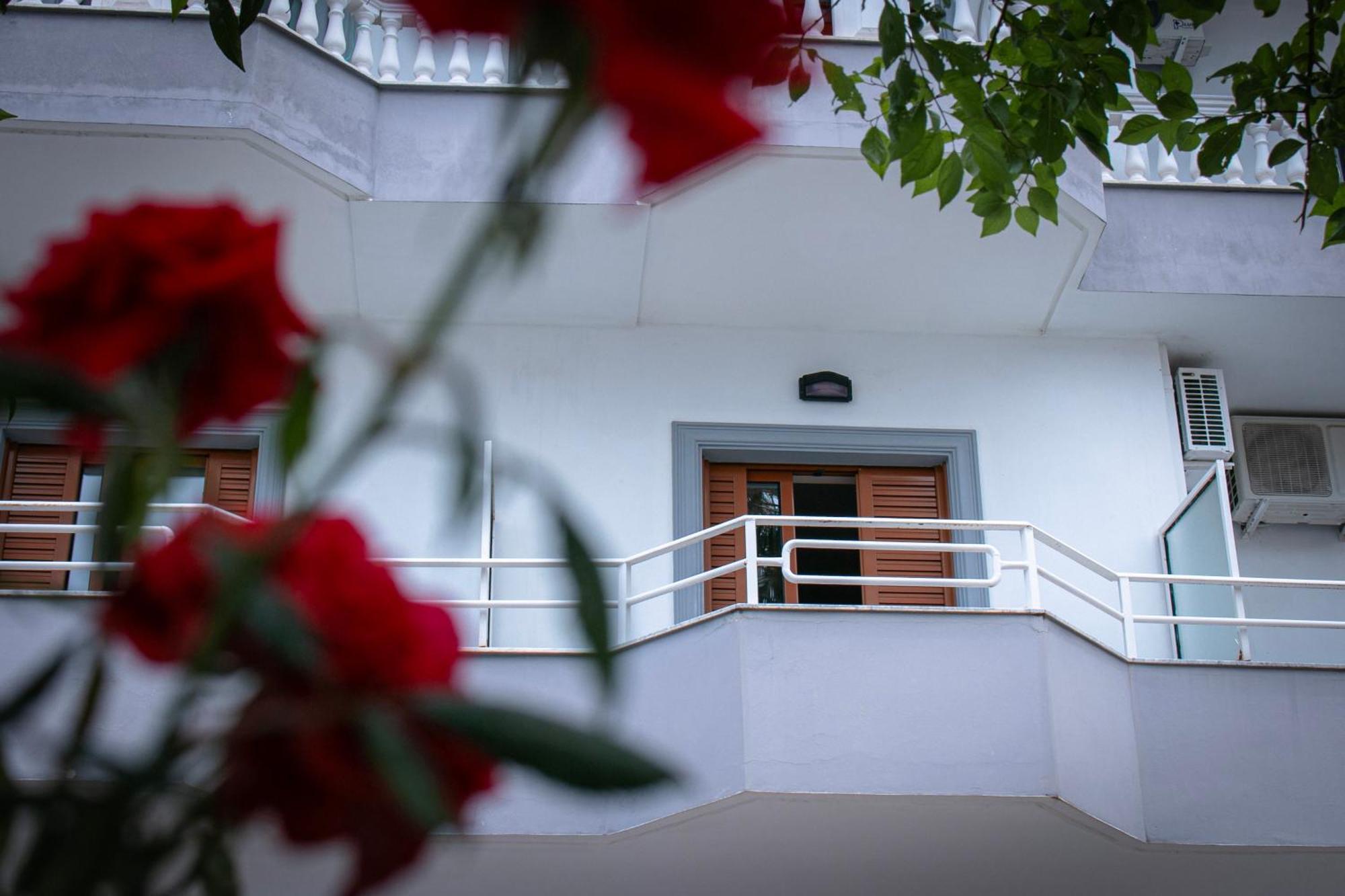 Hotel Fron Sarandë Exteriér fotografie