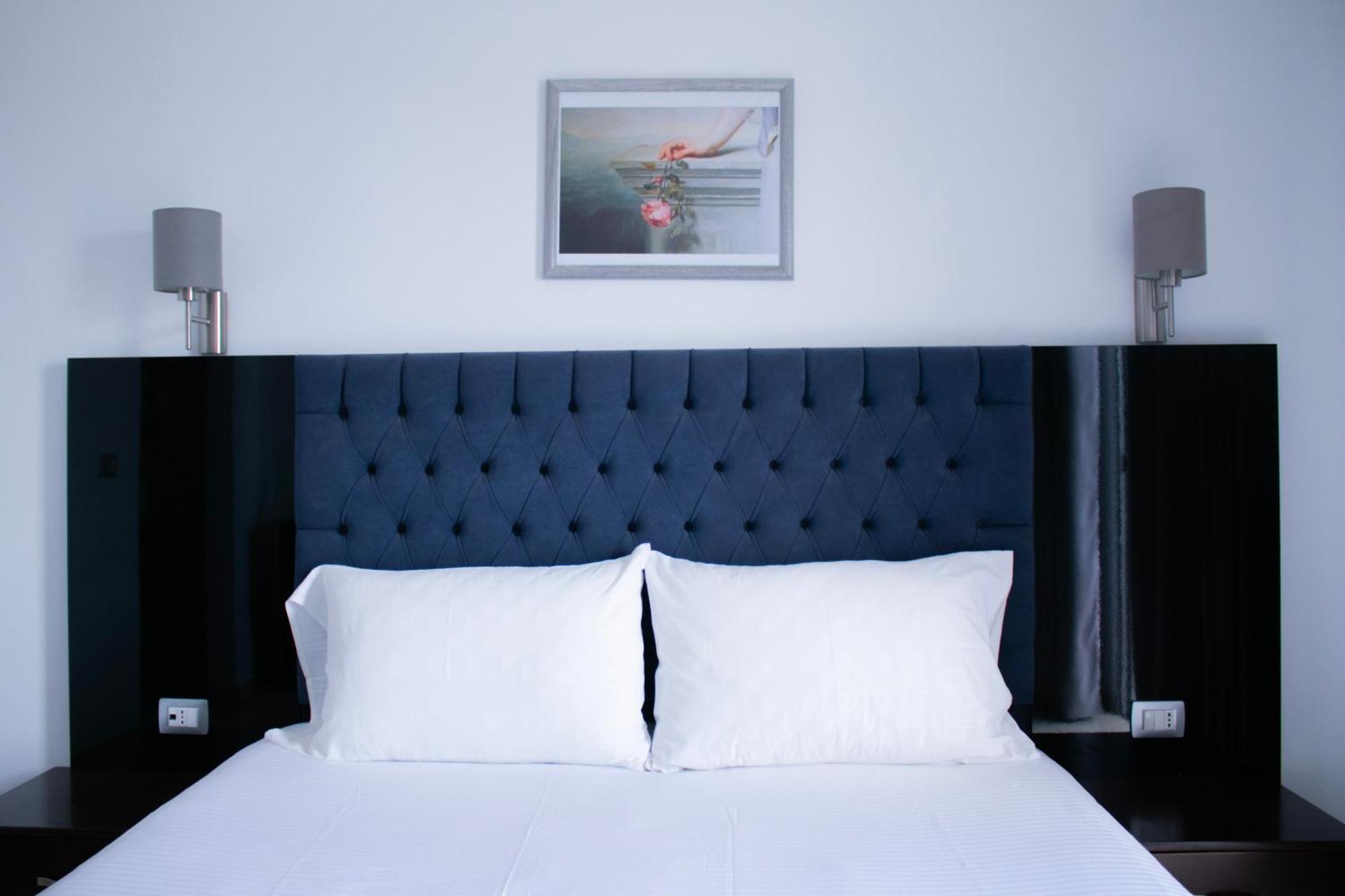 Hotel Fron Sarandë Exteriér fotografie