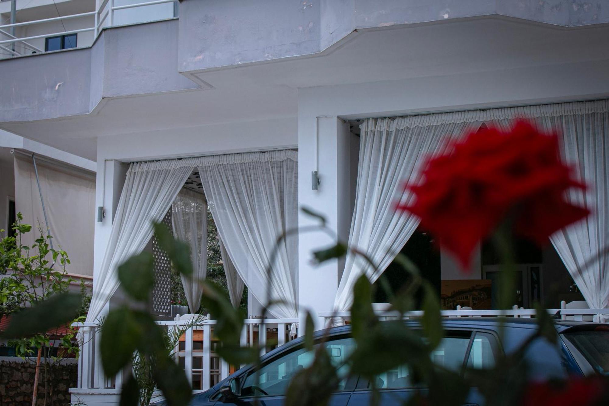 Hotel Fron Sarandë Exteriér fotografie