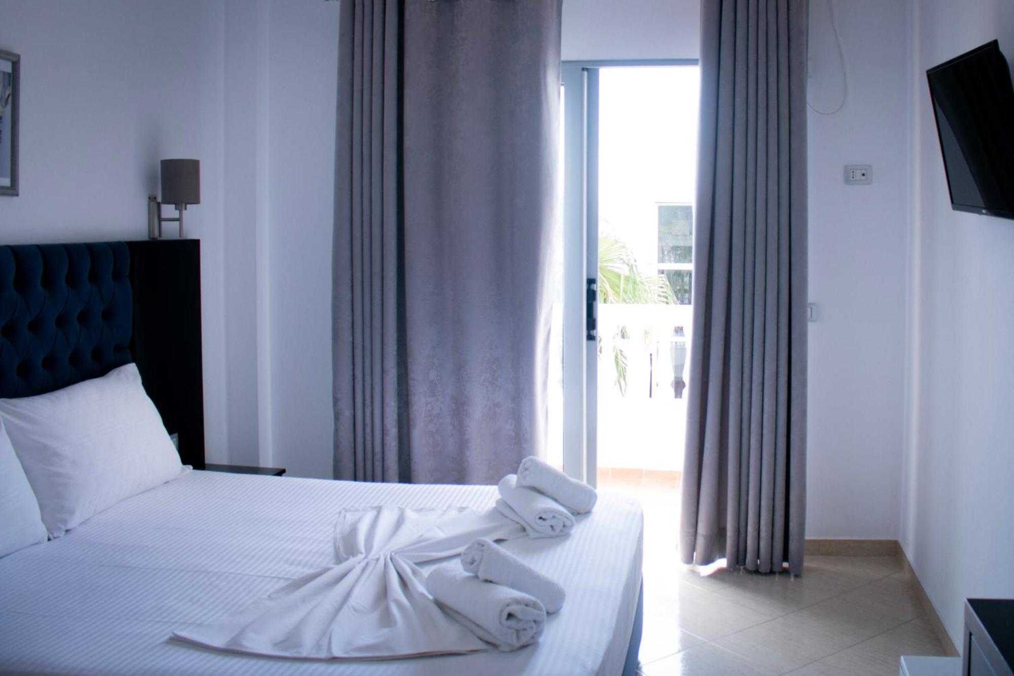Hotel Fron Sarandë Exteriér fotografie