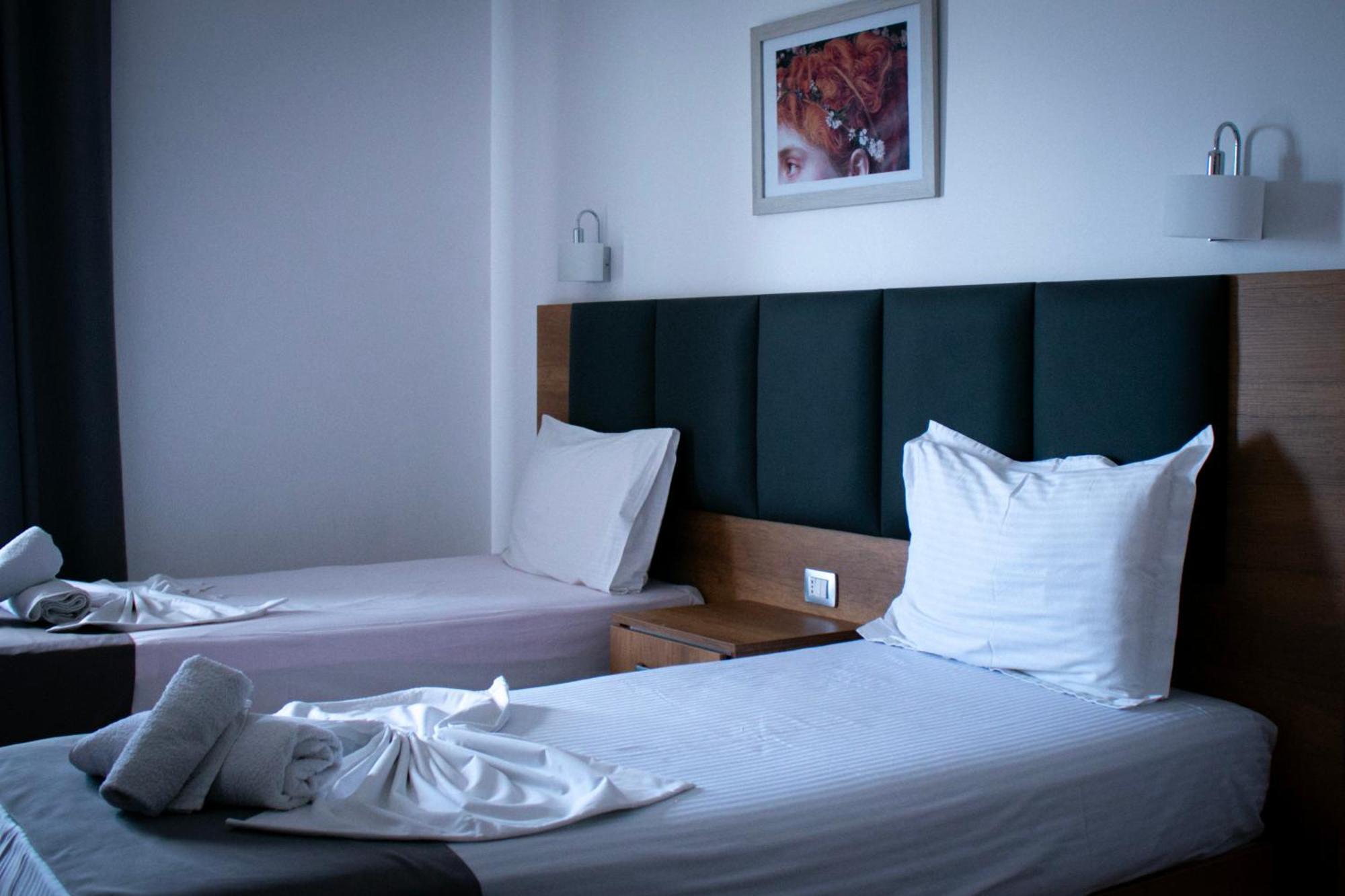 Hotel Fron Sarandë Exteriér fotografie