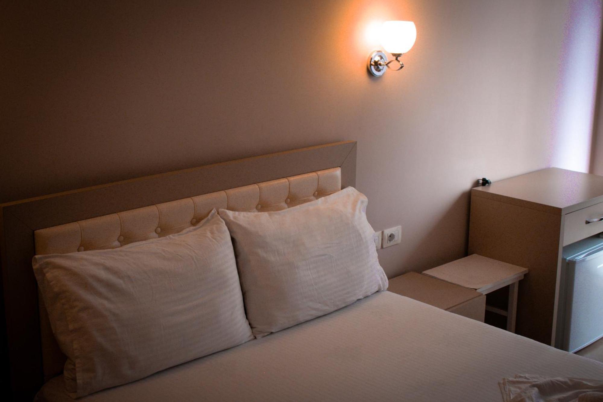Hotel Fron Sarandë Exteriér fotografie