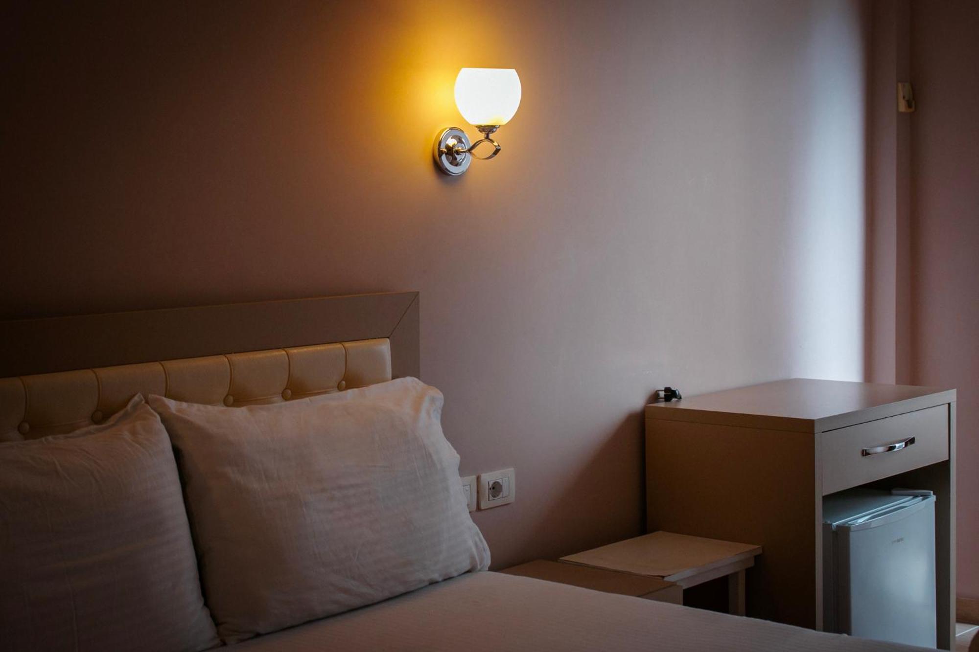 Hotel Fron Sarandë Exteriér fotografie